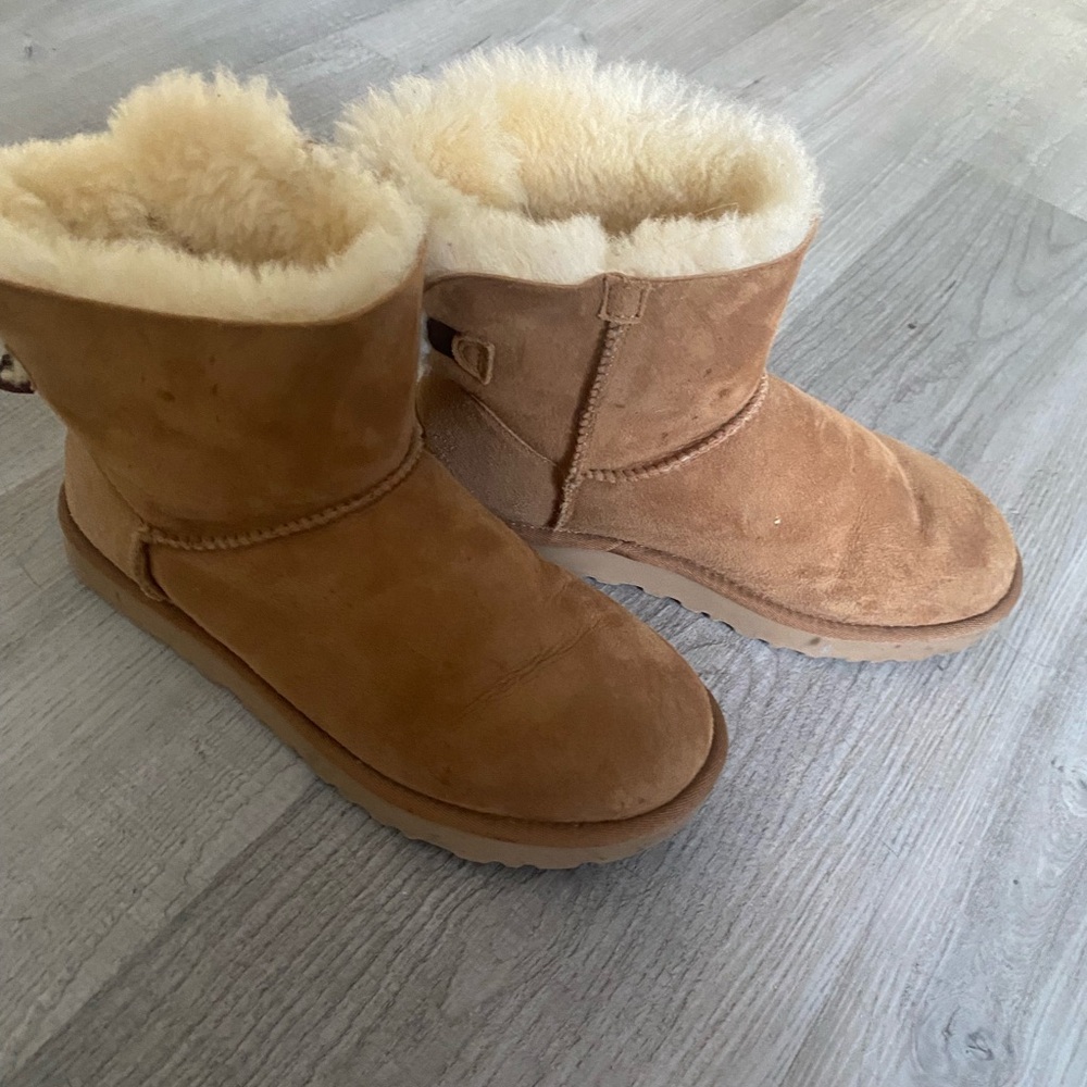Ugg mini bailey bow